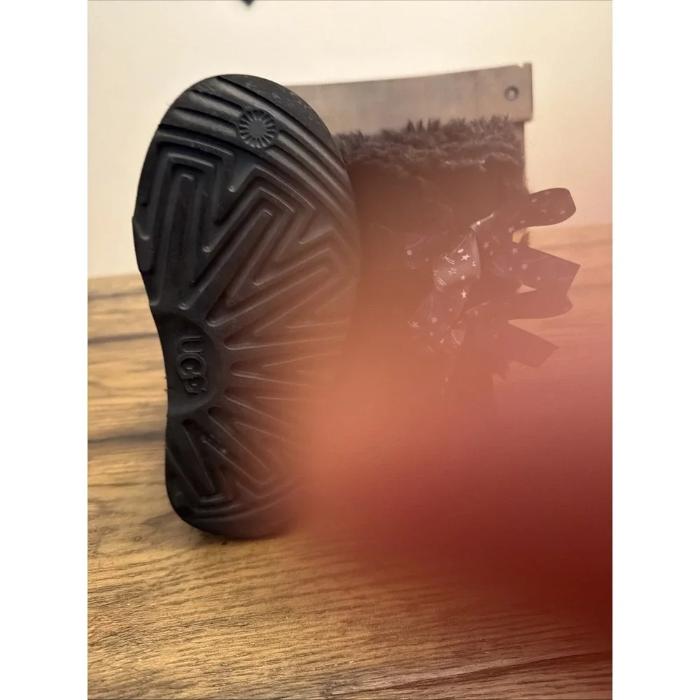 UGG Kids Bailey Bow II Galaxy Black Suede Boots Star and Planet Bow 13C ..G5